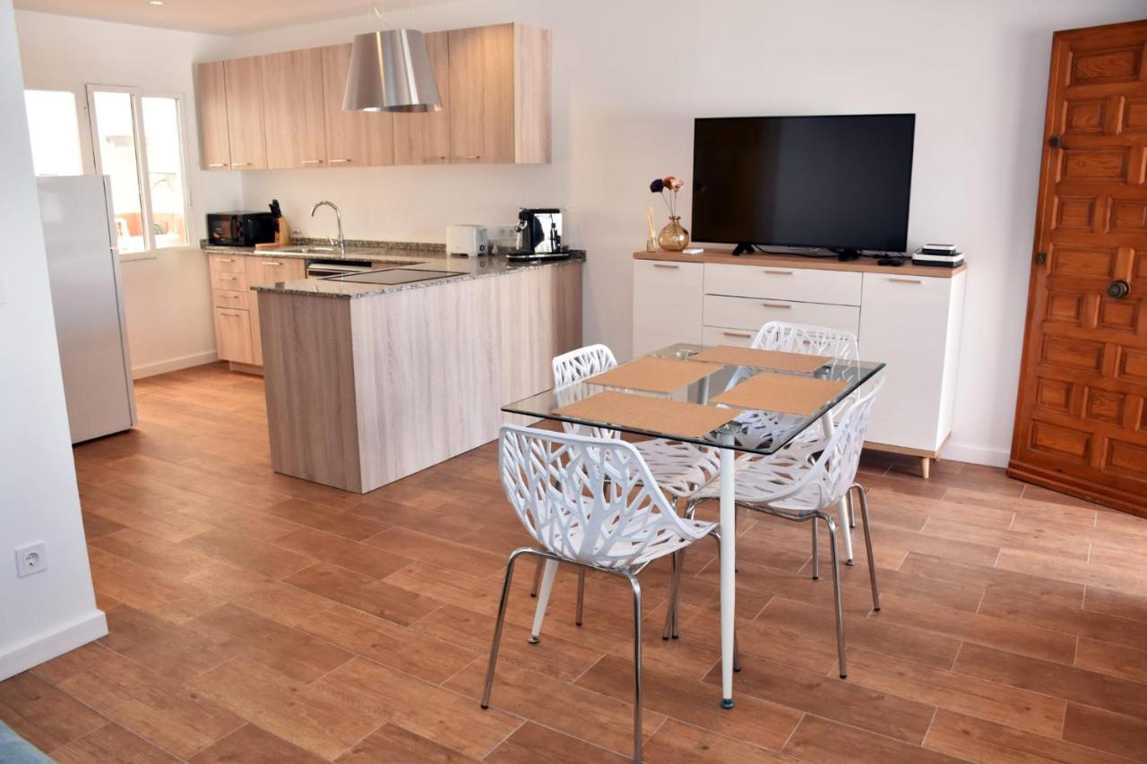 Casa Alex Torrevieja- Holiday House - Con Piscina Comunitaria Екстер'єр фото
